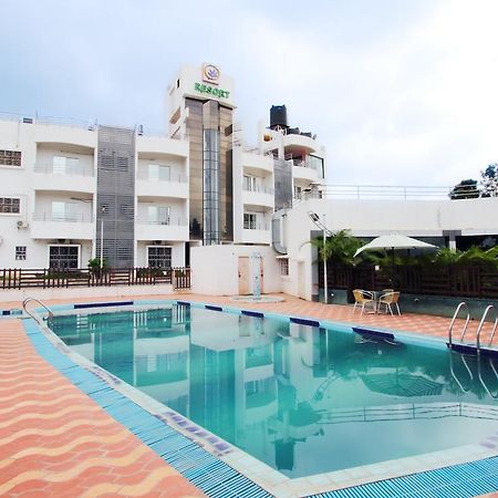 Palette - Spring Hills Resort Pirangut Extérieur photo