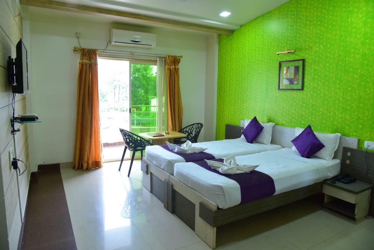 Palette - Spring Hills Resort Pirangut Extérieur photo