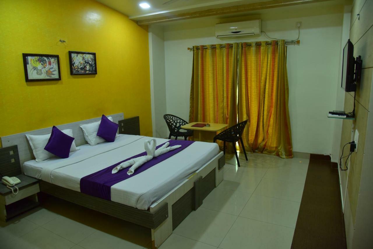 Palette - Spring Hills Resort Pirangut Extérieur photo