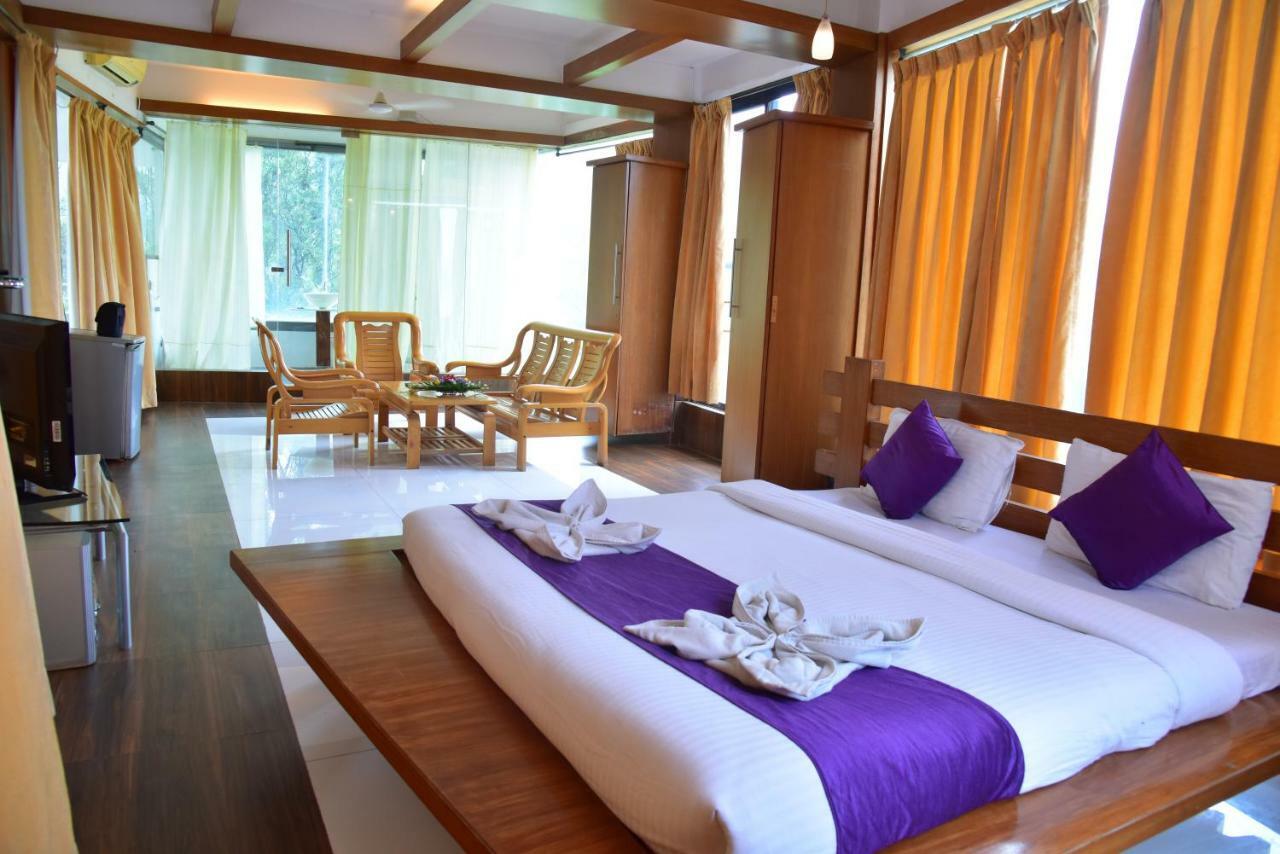 Palette - Spring Hills Resort Pirangut Extérieur photo